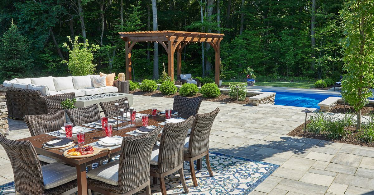 Ways To Maximize a Small Backyard With Landscaping